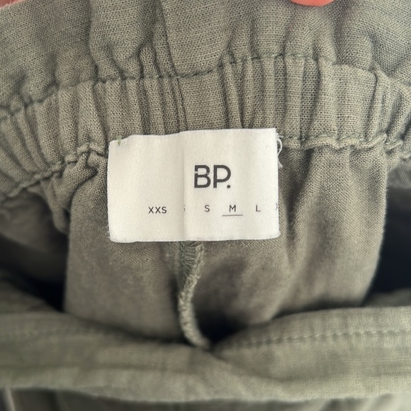 BP olive wide leg cropped pants - Picture 5 of 5